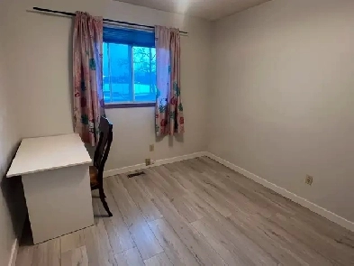 room for rent Image# 3