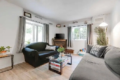 Looking for a FURNISHED 2Bdrom Rental in Lambton Shores??? Image# 2