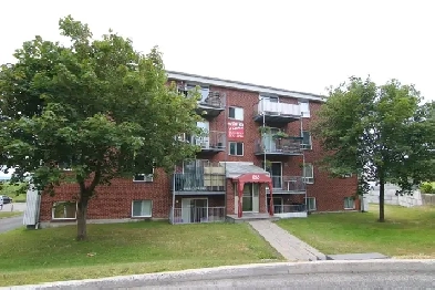4½ 2e étage RÉNOVÉ, Ancienne-Lorette, 1115$/mois Image# 4