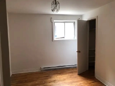 espace de rangement à louer intérieur Image# 1