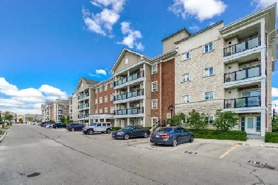1 Bedroom   1 Den, 1 large bath Condo apartment Image# 7