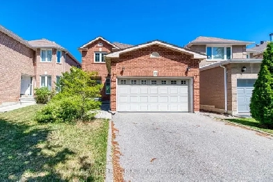 Detached 4-BED home in THORNHILL (Promenade Mall) Image# 1