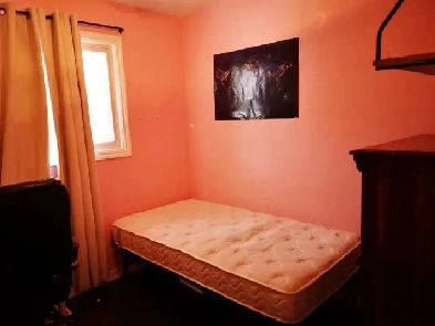 Room for rent Image# 4