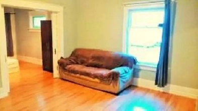 (DOWNTOWN) a Spacious, 2-Bedrooms Apartment, Furnished! Image# 2