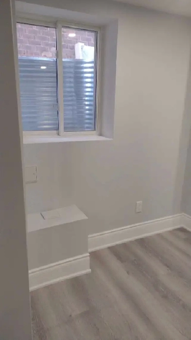 basement for rent Image# 8