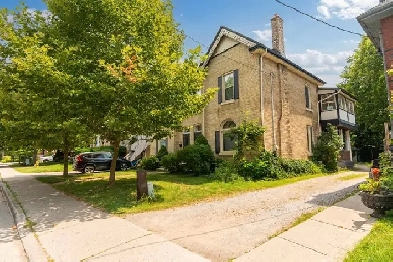 Are you looking for a Charming Two Bedroom in Wortley Village? Image# 7