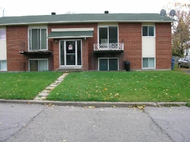 1500$ 4 1-2  Appartement, Logement a louer Chateauguay. Image# 4
