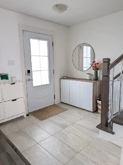 3 Bedroom 2.5 Bath available September 1st - Utilities Included Image# 7