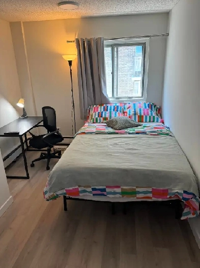 Furnished Private Room in Calgary Image# 1