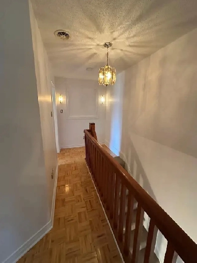 2 bedroom plus den - 5 1/2 Gatineau Apartment for rent a louer Image# 1