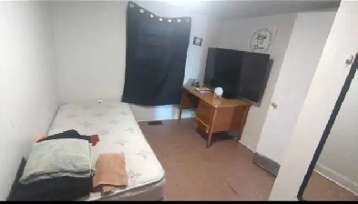 Private bedroom for rent in Glace Bay Image# 2