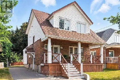 McLaughlin Neighborhood Duplex – Perfect Owner-Occupier Image# 1