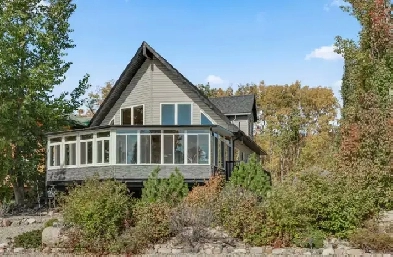 Lake Life - Dream Cottage for sale Image# 4