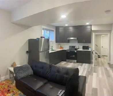 2 bedroom basement - Maple Crest Image# 1