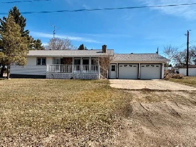 4 Bedroom 3 Bathroom House for Sale in Cadogan Alberta Image# 7