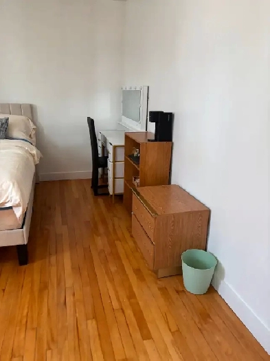 Room for rent $ 700 or $1250 Image# 1