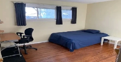 LARGE Room for Rent - FEMALE Only - Mohawk West 5th - Sep 1 Image# 3