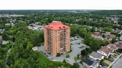 Bonik Tower- Large 2 bedroom Unit- New Sudbury off Lasalle! Image# 7