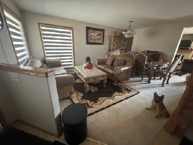 Spacious 5-Bedroom Home in Saddleridge – $2,500/month Image# 1