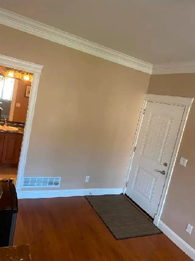 Batchelor suite for rent Image# 3