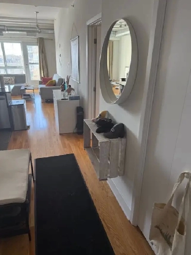 Cession de bail 3 1/2 meublé / Lease transfer furnished 3 1/2 Image# 1