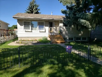 2 Bedrooms in self contained basement suite Image# 1