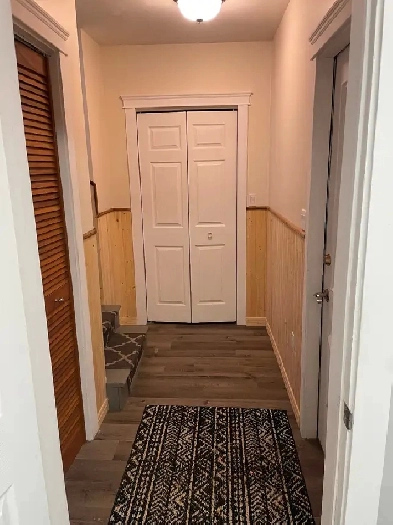One bedroom furnished apartment available September 1 Image# 1