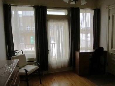 Chambre meublée à louer près du CÉGEP de Joliette Image# 1