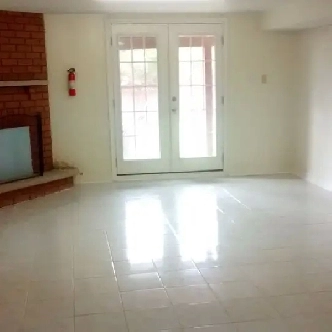 1 Bed 1 Bath Apartment Image# 2