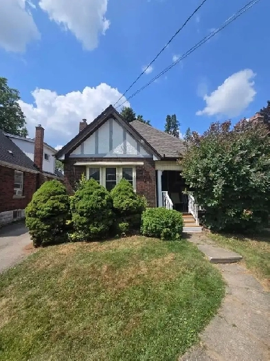 Room for rent at McMaster Image# 1