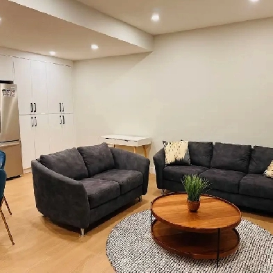 Furnished Basement Suite for Rent - Banff Trail Image# 1