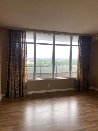 Luxurious 2-Bedroom Condo for Rent - Don't Miss Out! Image# 3