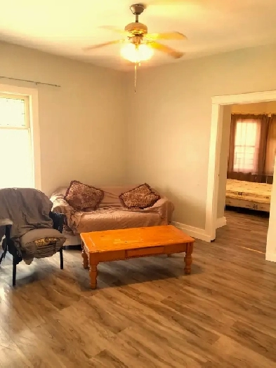 (DOWNTOWN) a Furnished Spacious 2-Bedrom apartment! Image# 1