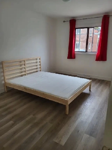 Chambre à louer pour hommes Image# 3