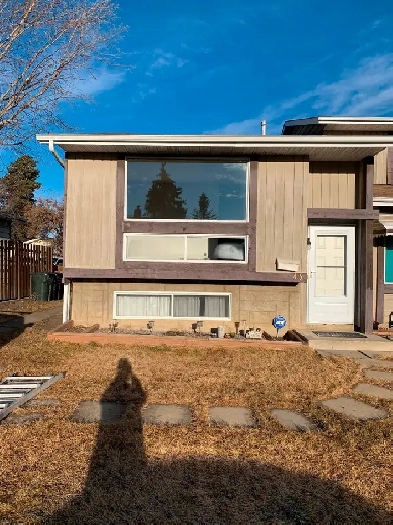 Spruce Grove Bi-level for Rent Image# 6