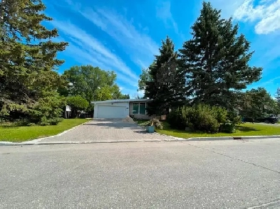 Charming Shared Home for Rent – next to UoM Image# 2