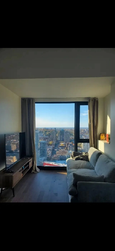 Lease Transfer – 1 Bed 1 Bath at Maestria, Downtown Montreal Image# 5