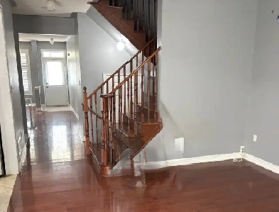 4 2 Bedroom Semi-Detached Home for Rent Image# 11
