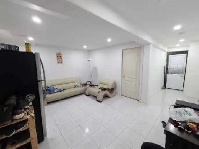 3 bedrooms basement apartment Image# 6
