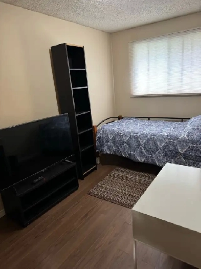 Room for Rent near Whyte Ave Image# 1