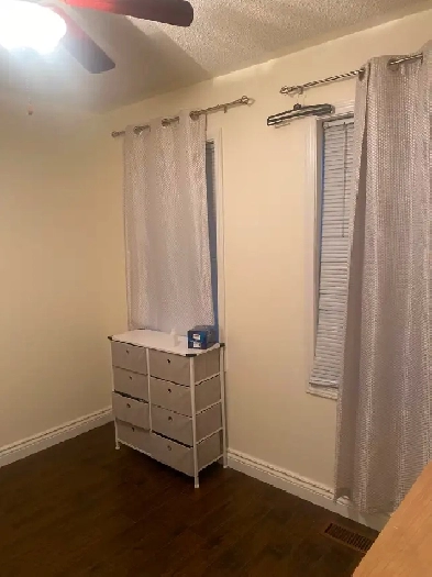 Room for rent. Private room and spacious Bathroom. Image# 3