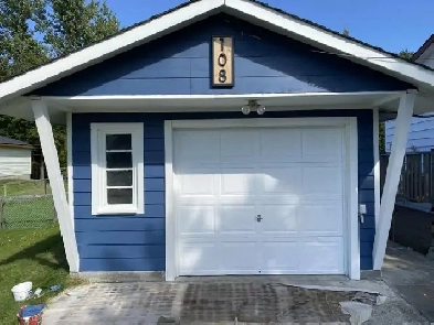 $2550/Mo Sudbury 2 Bedroom House w Garage   Enormous Backyard Image# 6