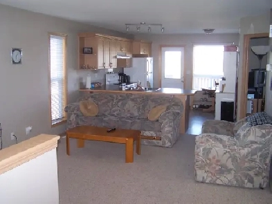 4 bedroom house with mother in law suite Image# 7
