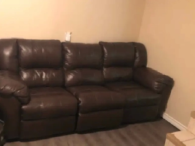 ROOMS FOR RENT IN ALL FURN’D HOUSE WALK/BIKE UNI/COLL PARKIN SEP Image# 1