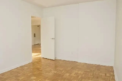 Private Room for Rent (High-rise views of the DVP) Image# 1