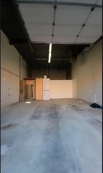 Warehouse for rent - 2700 Image# 1