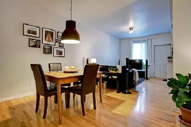 5 1/2 - Rue de Louvain E - Ahuntsic - Metro Sauve - et 1 parking Image# 1