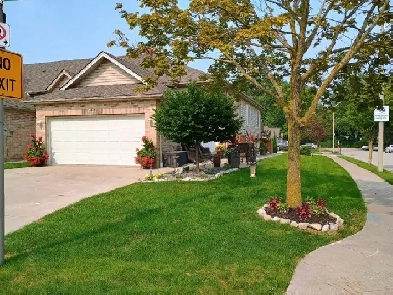 4863 Sixth St.    Windsor Image# 7