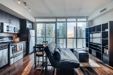 Live Large! Amazing Maple Leaf Square Condo –1 Bedroom FURNISHED Image# 1