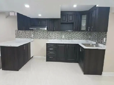 BRAMPTON Basement room to rent, for female - 6477648132 Image# 1